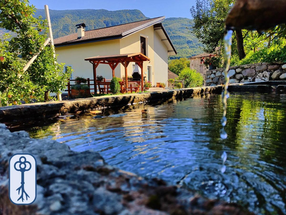 Casa Vacanze Antico Eremo, Tra Natura E Tradizione Campodenno Eksteriør bilde